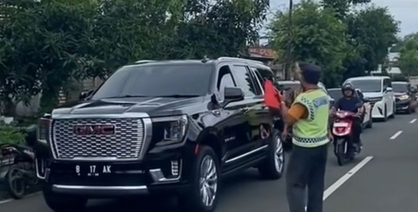 Gus Iqdam dapat SUV mewah AS, pondok pesantren mendoakan beli sendiri
