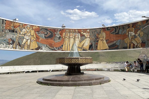 Memorial Zaisan: Rahasia Persahabatan Mongolia-Soviet Terungkap Memorial Zaisan: Rahasia Persahabatan Mongolia-Soviet Terungkap