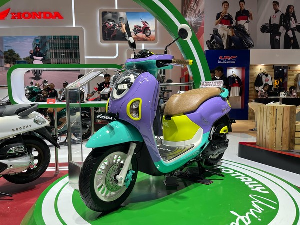 Modifikasi Honda Scoopy Retro Stylish: Tampil Elegan dan Unik