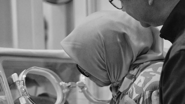 Anies_Baswedan_Cucu_Pertama_Lahir_Bahagia_Keluarga_Terpancar Anies Baswedan: Cucu Pertama Lahir, Bahagia Keluarga Terpancar