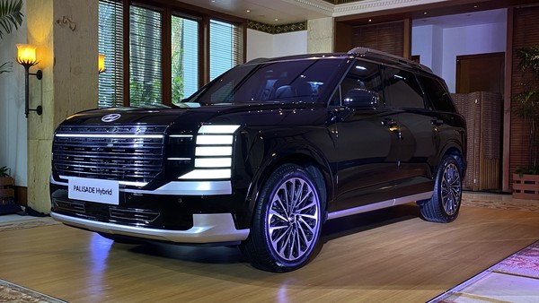 Hyundai_Palisade_Hybrid_Resmi_Meluncur_Harga_Mulai_Rp_11_Miliar Hyundai Palisade Hybrid Resmi Meluncur, Harga Mulai Rp 1,1 Miliar!