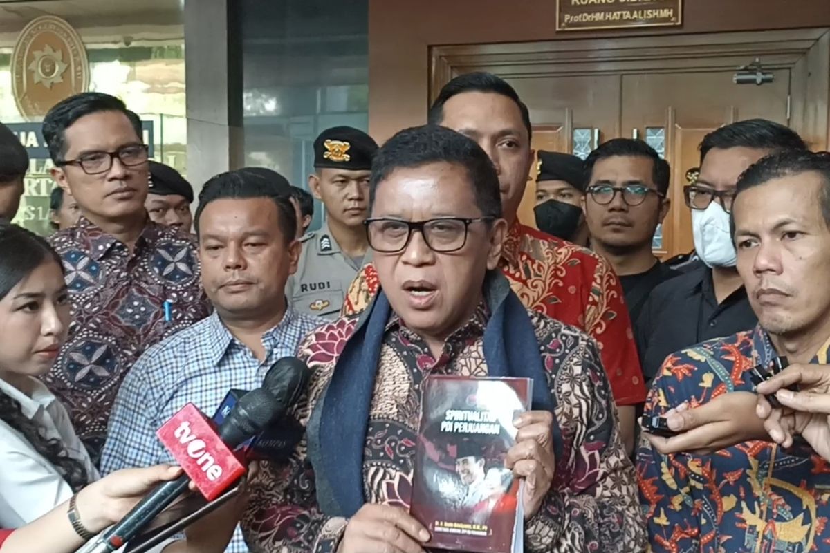 Misteri_Bapak_Telepon_Harun_Masiku_Ahli_Bahasa_Terungkap Misteri "Bapak" Telepon Harun Masiku: Ahli Bahasa Terungkap