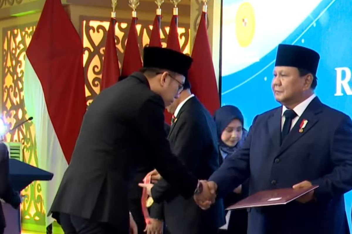 Prabowo Lantik 40 Calon Hakim Agung: Momen Bersejarah MA