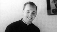 Potret_Langka_Paus_Fransiskus_Muda_Jorge_Mario_Bergoglio Potret Langka: Paus Fransiskus Muda, Jorge Mario Bergoglio