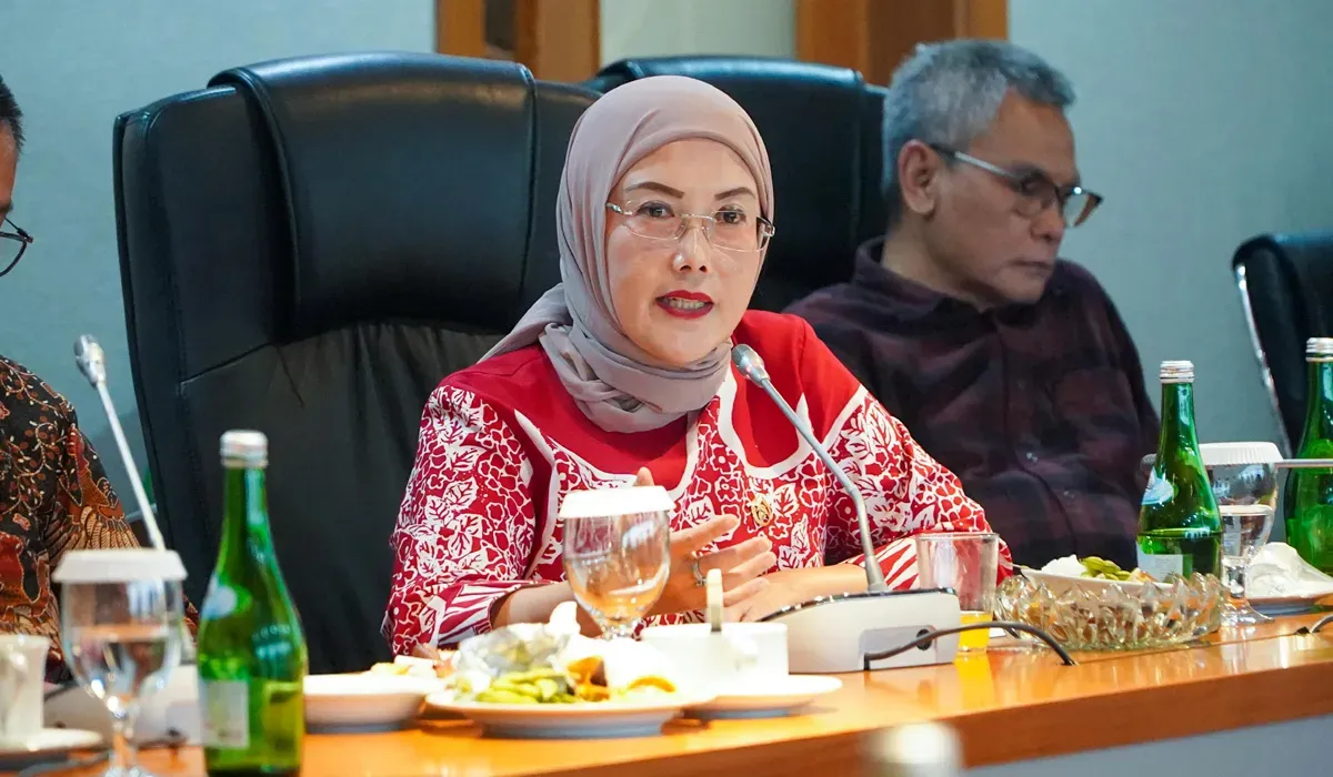 Selly Agustina Bongkar Rekening Bansos Beku: Maladministrasi Terungkap